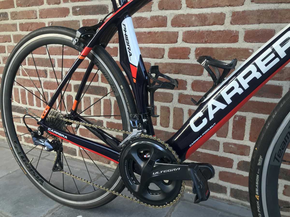 Mooie Racefiets Carrera te koop. Bieden vanaf € 1.550,-.