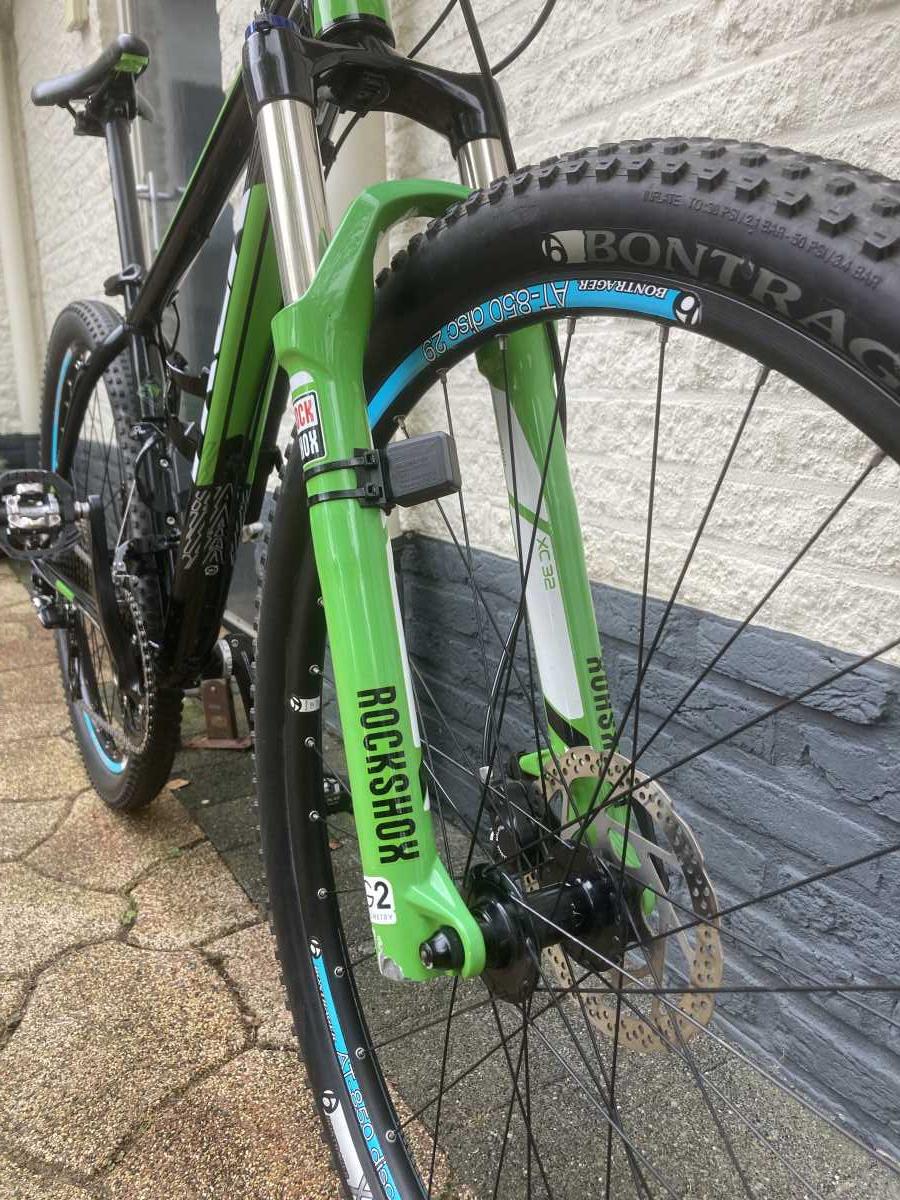 Te koop: Trek mountainbike Xcaliber 9. Size: M Bouwjaar 2014 Technisch in uitstekende staat
