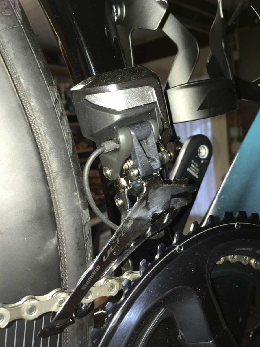 Shimano DI2 ultegra mix disc brakes flat of postmount