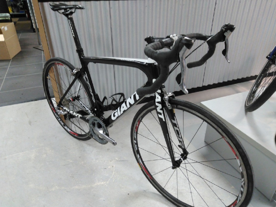 Giant TCR Advanced 3, Zwart