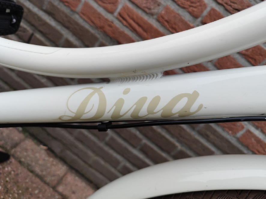 Batavus Diva  7, beige 